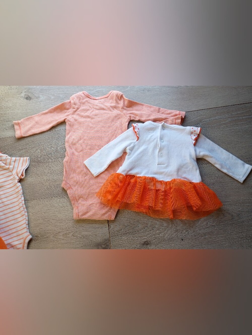Baby Girl Halloween Pumpkin Outfit Sets 5 Piece Sz 3-6 months - Picture 3 of 9
